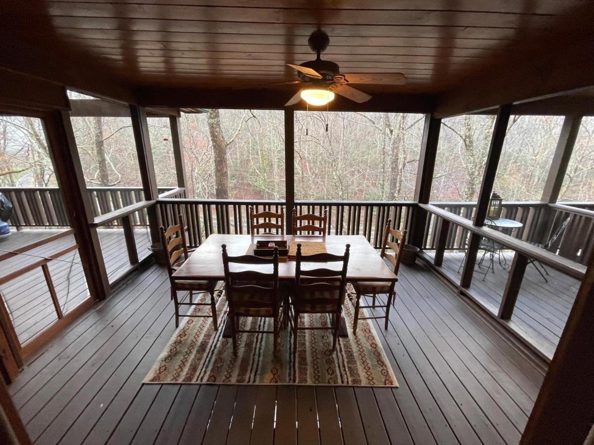 Cozy Creekfront Family Cabin-Pet Friendly -Gamerm-Hot Tub Hiawassee Exteriér fotografie