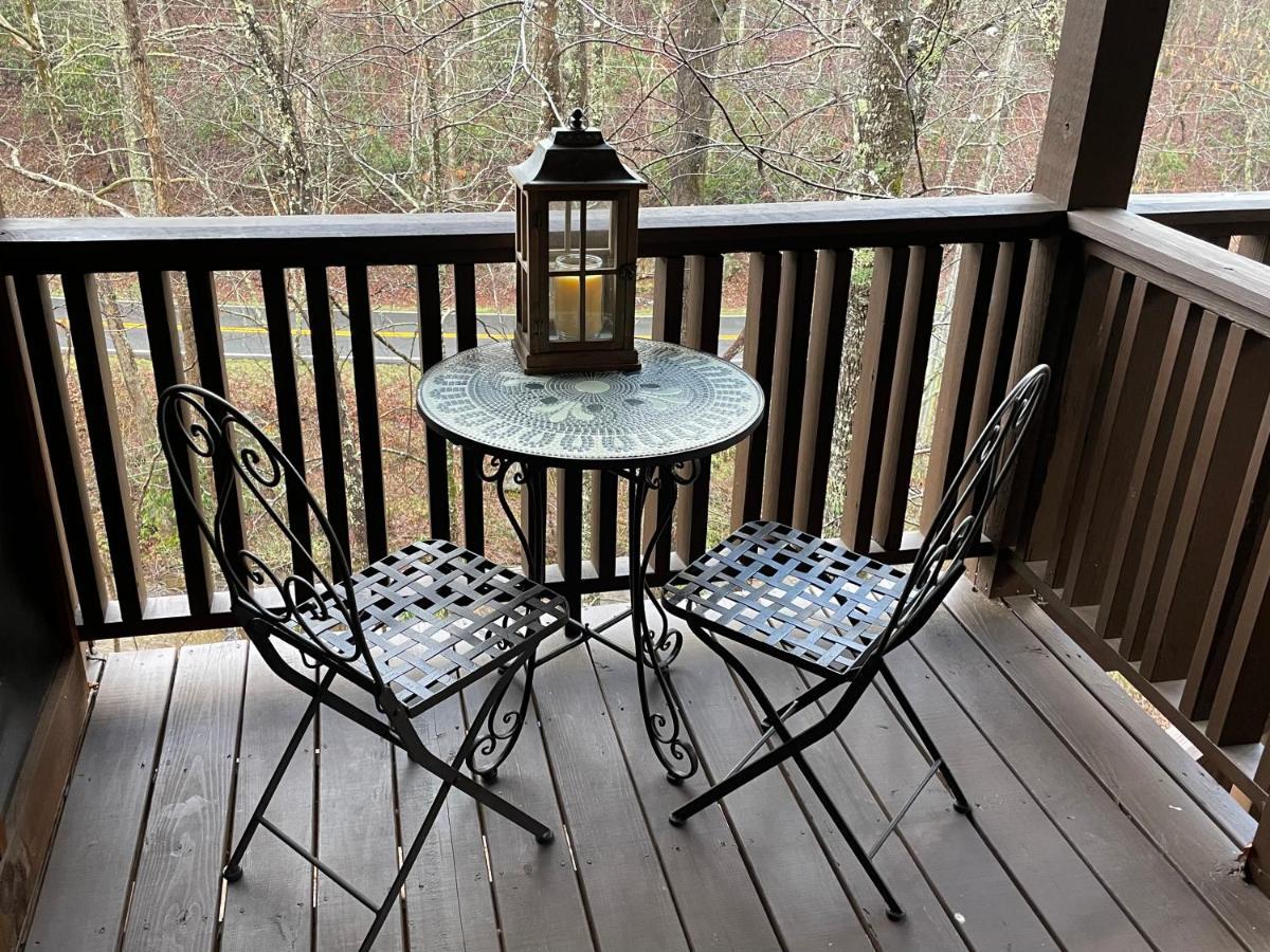 Cozy Creekfront Family Cabin-Pet Friendly -Gamerm-Hot Tub Hiawassee Exteriér fotografie